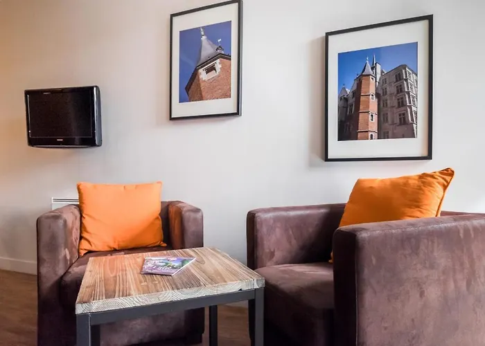 Vieille BÔurse - Cosy studio close to stations&old city - Welkeys